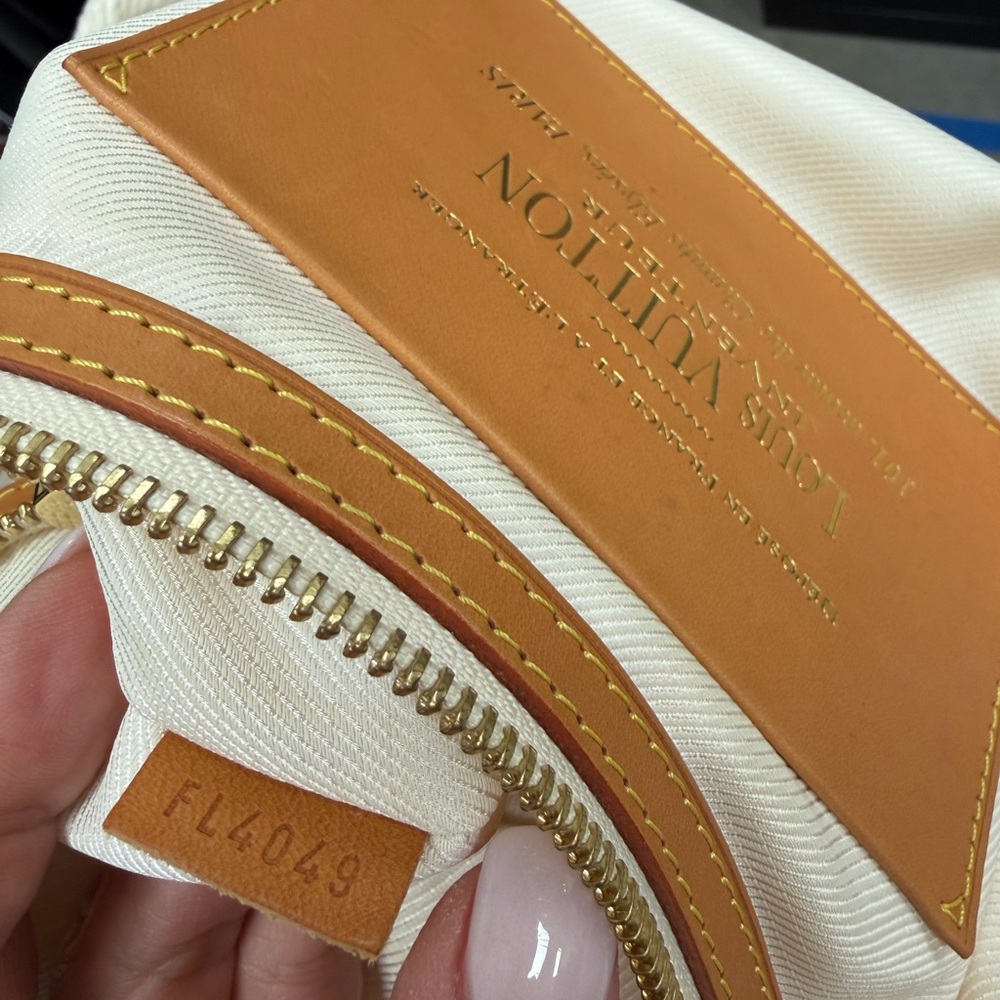 Louis Vuitton limited edition Monogram Cruise Bulles MM Bag - Picture 12 of 12
